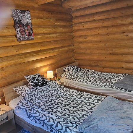 Woodhouse Appartement Eger Buitenkant foto