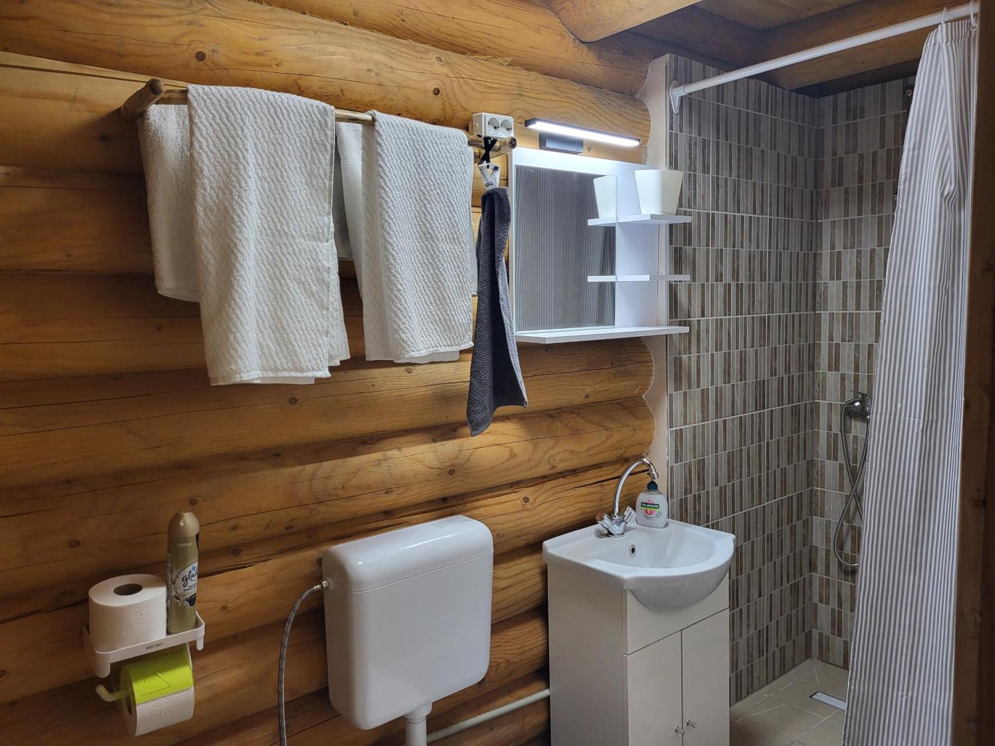 Woodhouse Appartement Eger Buitenkant foto